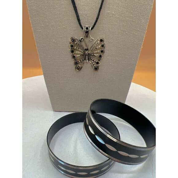 Black Butterfly Pendant Necklace & Two Black Bangle Bracelets.  B100 - Picture 2 of 11